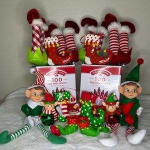 17 piece Elf Shoe Ornaments & lights 🎄
